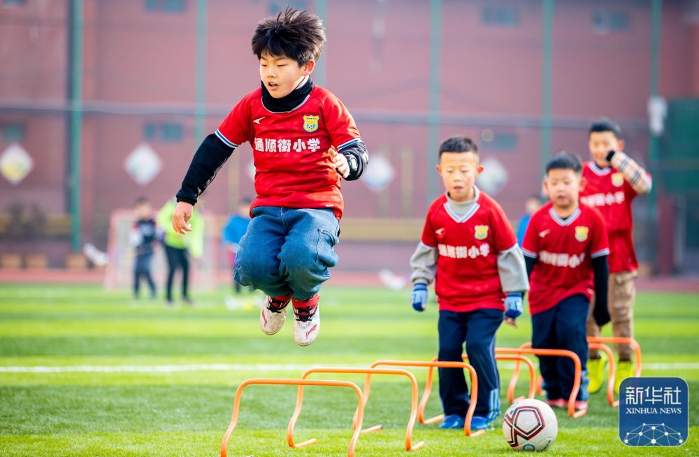 击被排眼识 击被排眼识